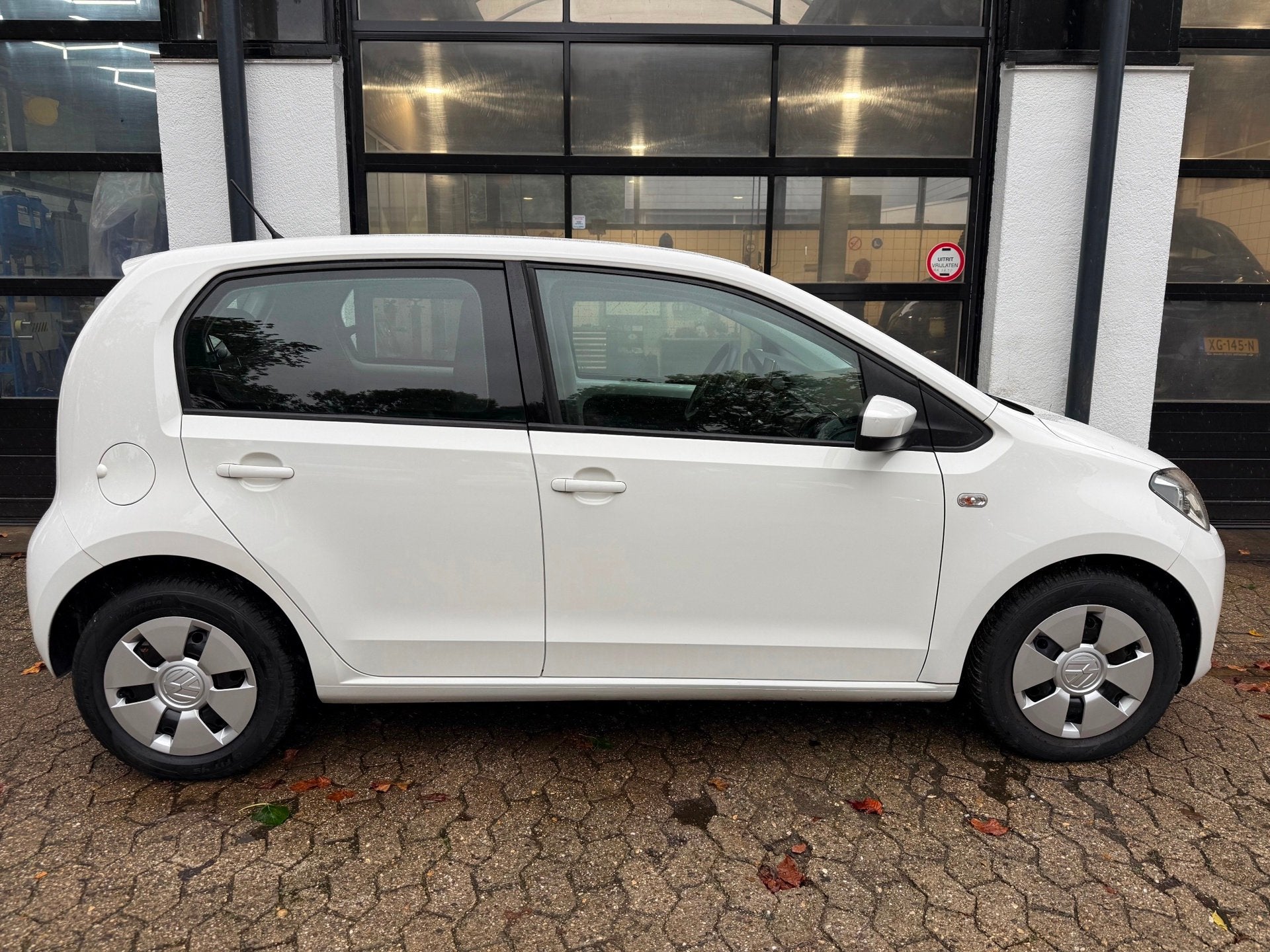 Volkswagen Up! 1.0 Martini ! BlueMotion*Airco*Elec*Nav*, Voorwielaandrijving, Stof, Gebruikt, 840 kg