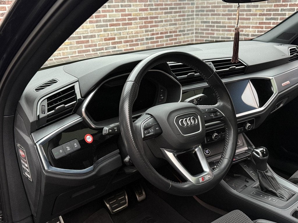 Audi Q3 Sportback 45 TFSI quattro Pro Line S Panorama Virtua, Auto's, Gebruikt, 4 cilinders, 1984 cc, 14 km/l