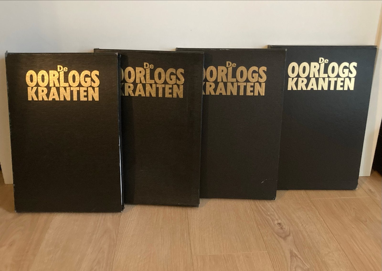 De Oorlogskranten collectie (deel 1 t/m 56), Boeken, Ophalen of Verzenden, Tweede Wereldoorlog, Zo goed als nieuw, Algemeen