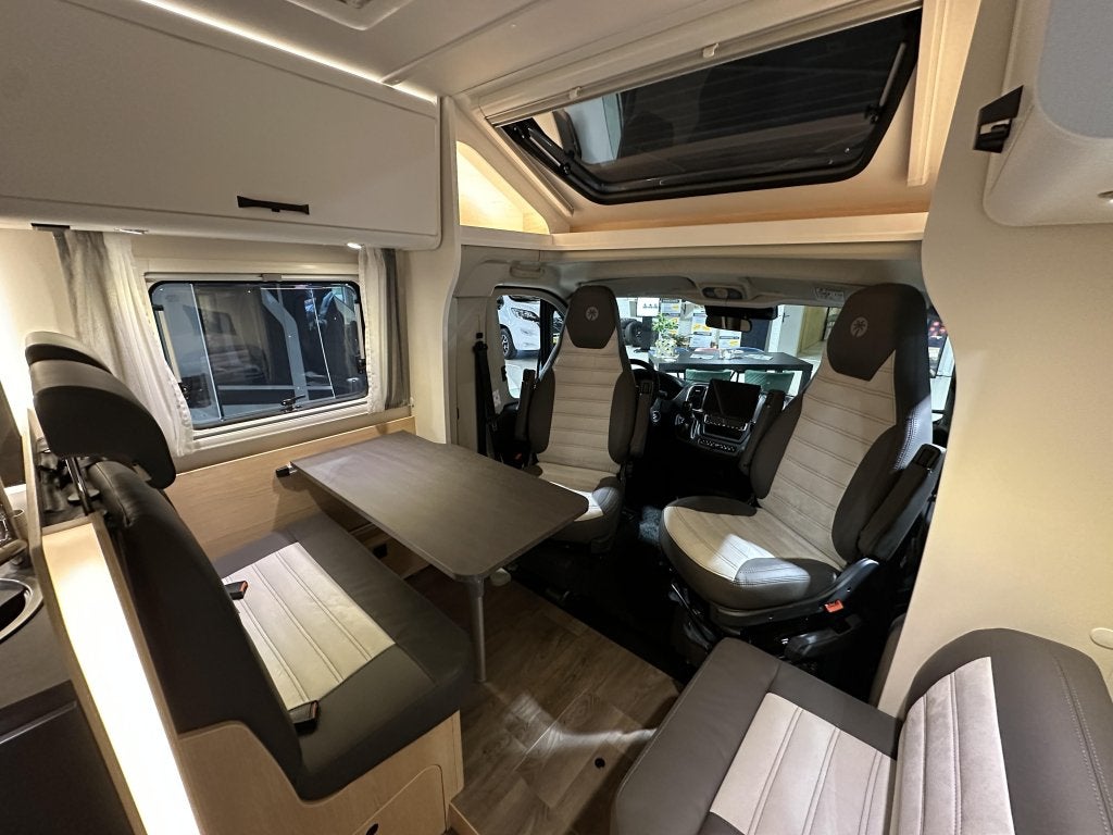 Sunlight T 66 S Adventure Automaat, Caravans en Kamperen, Automaat, Standaard zit, Sunlight, Ringverwarming