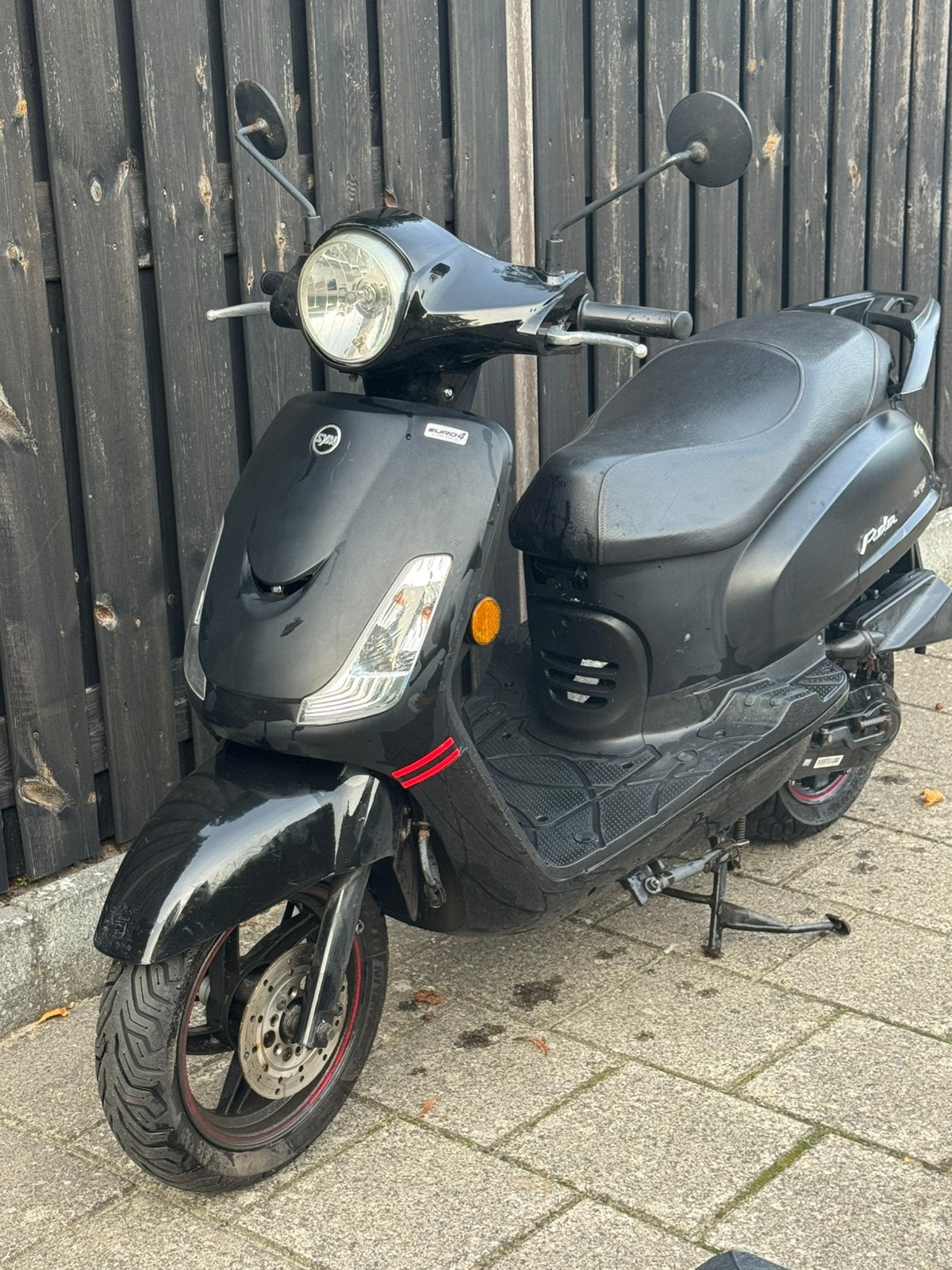 Sym fiddle 2!, Ophalen of Verzenden, Zo goed als nieuw, Benzine, Fiddle