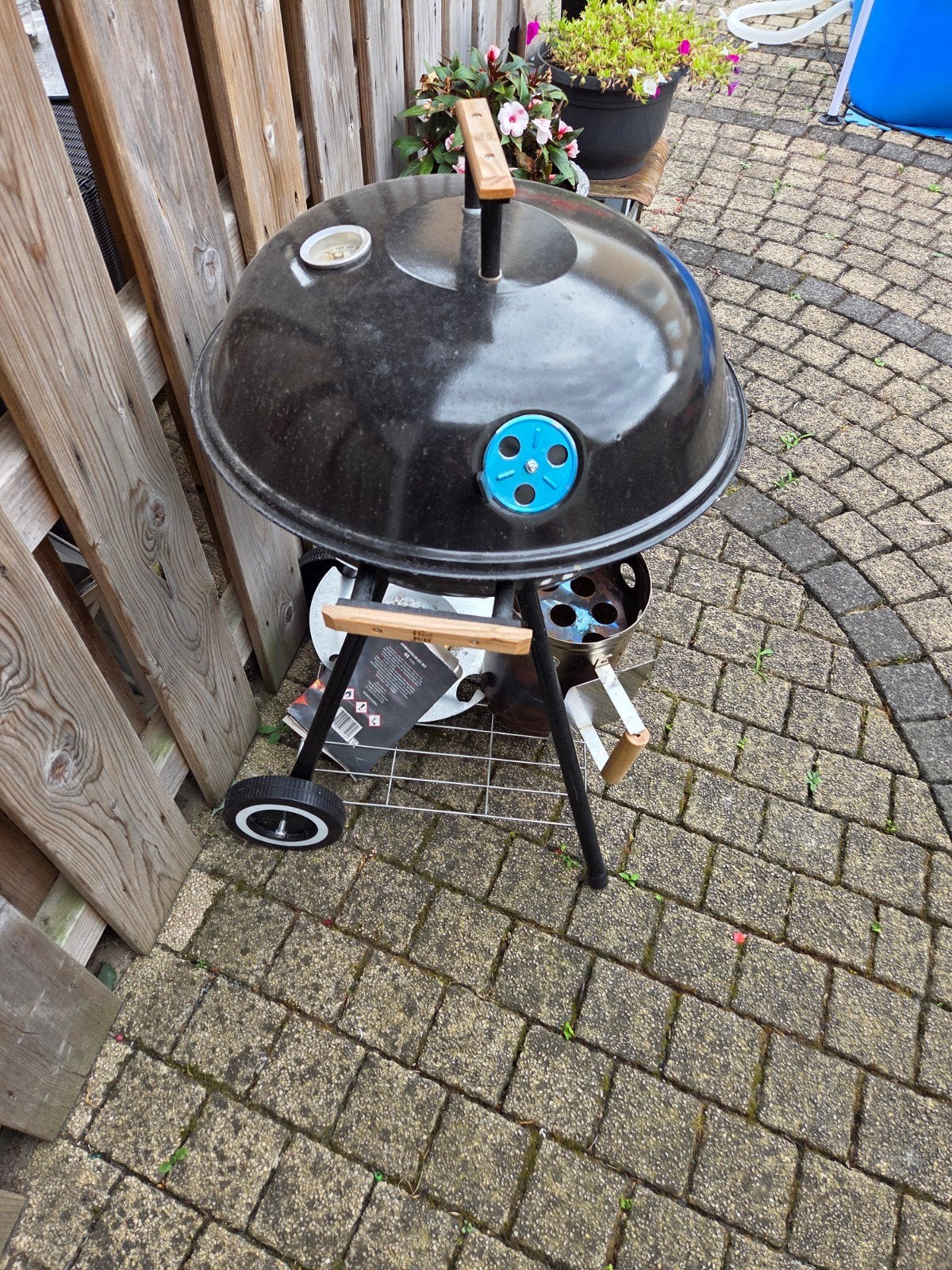 Gebruikte barbecue met accessoires 1 keer gebruikt, Ophalen, Gebruikt, Met accessoires