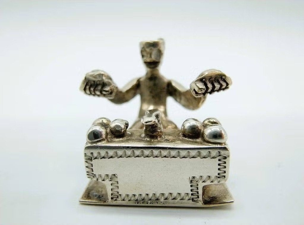 Zilveren miniatuur hanger / bedel, schoenenpoetser, Overige merken, Info@zilverwebsite.nl, Verzenden, Zo goed als nieuw