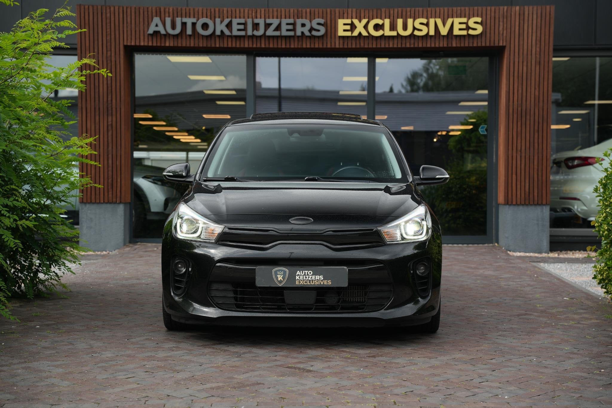 Kia Rio 1.0 TGDI Platinum Dak Leer Keyless Camera 17'', 450 kg, Gebruikt, Euro 6, Handgeschakeld