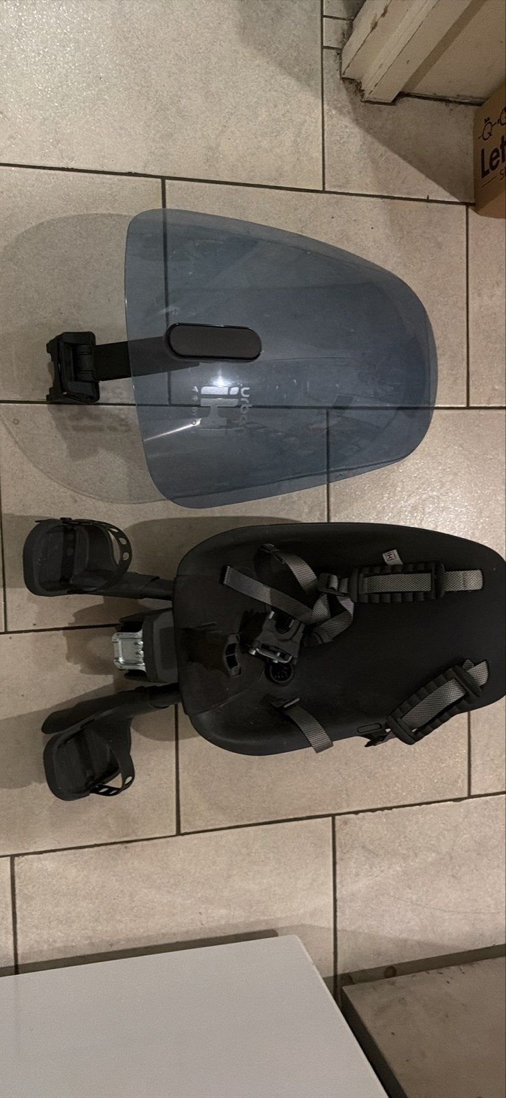 Fietsstoeltje met windscherm Urban Iki, Ophalen, Voorzitje, 0 t/m 13 kg, Gebruikt