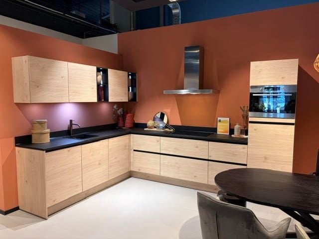 Showroom keuken Hello Kitchen Duiven Eiken Hout., Overige typen, Ophalen, Nieuw, Hout