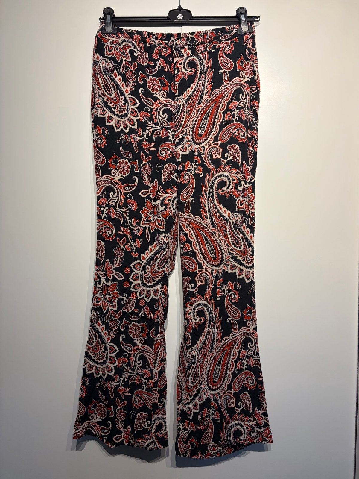 Colourful Rebel zomerbroek mt L met paisley print, maat L, Maat 42/44 (L), Zo goed als nieuw, Lang, Meerkleurig