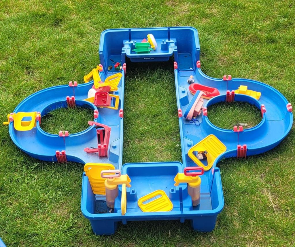 Aquaplay waterbaan met boten en accessoires, Kinderen en Baby's, Speelgoed | Buiten | Los speelgoed, Ophalen, Gebruikt
