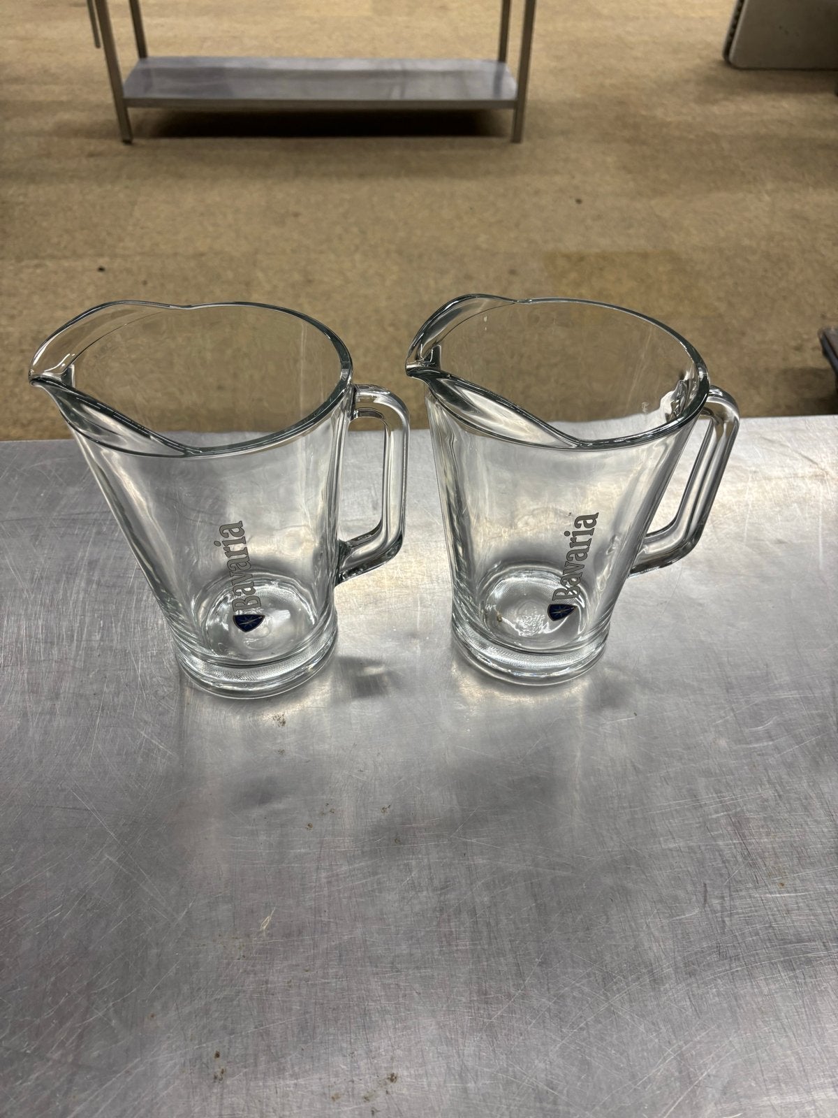 32x Bavaria Glazen pitchers, Ophalen, Zo goed als nieuw, Overige merken, Glas