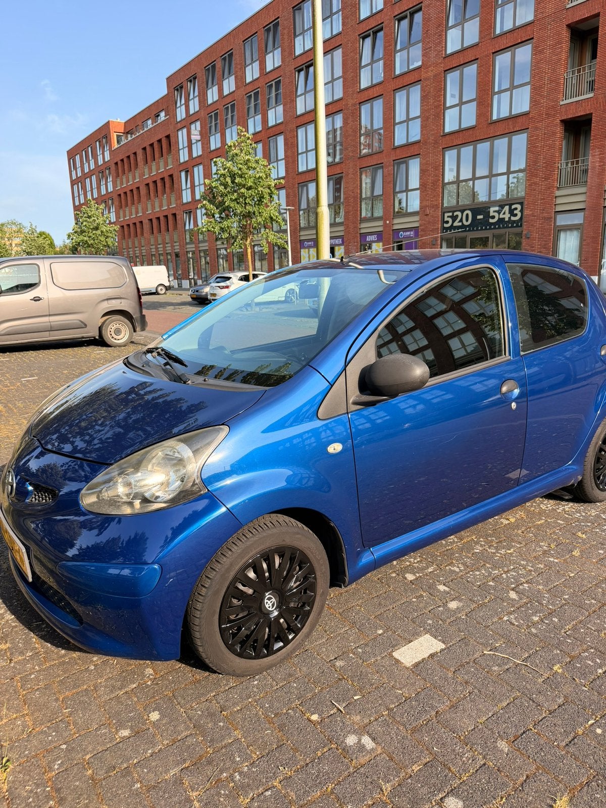 Toyota Aygo 1.0 12V Vvt-i 5DRS 2008 Blauw, Auto's, Voorwielaandrijving, 68 pk, Origineel Nederlands, Handgeschakeld