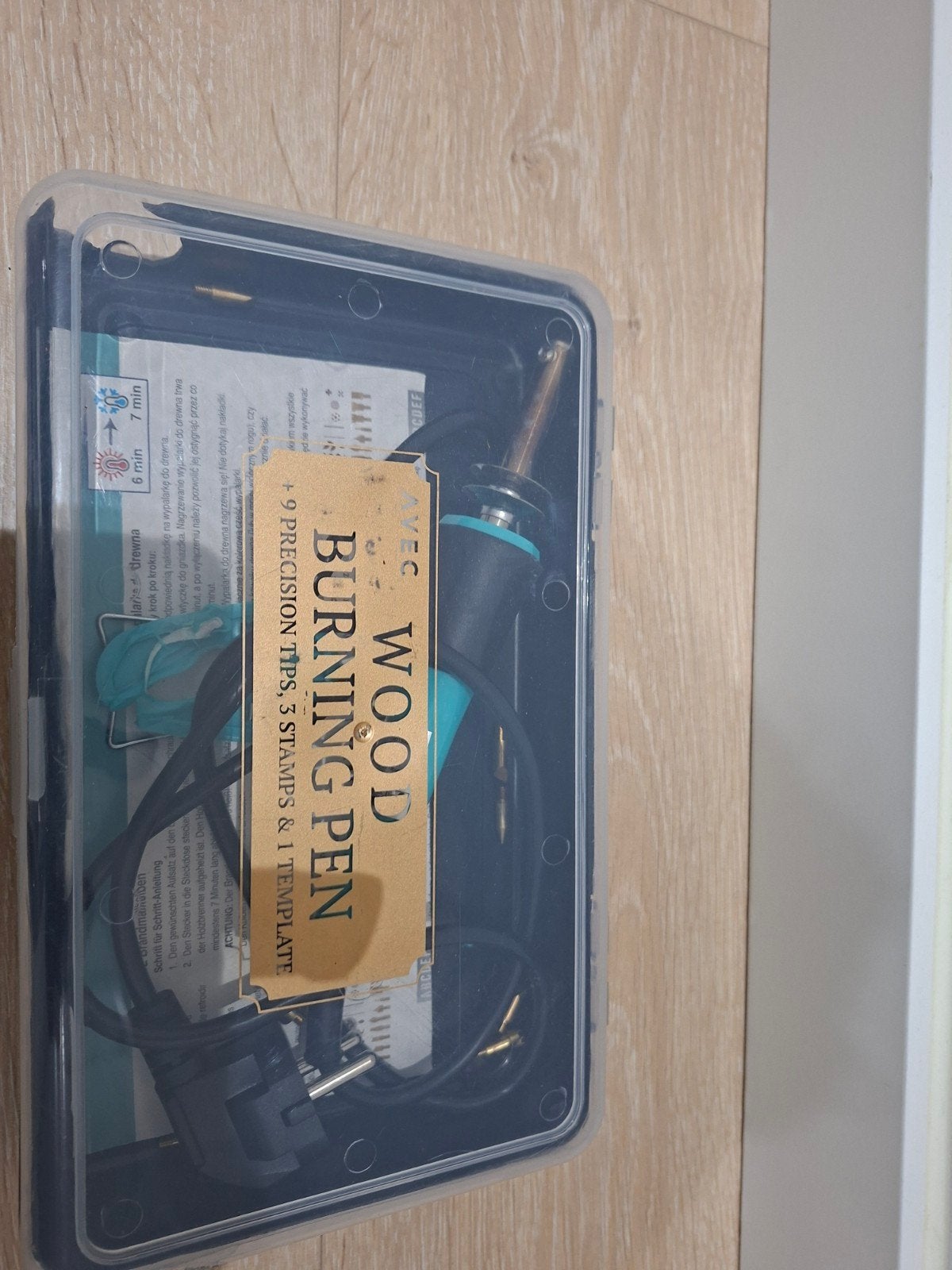 Houtbrander set met diverse tips en sjabloon, Hobby en Vrije tijd, Knutselen, Zo goed als nieuw, Gereedschap of Toebehoren, Elektrisch