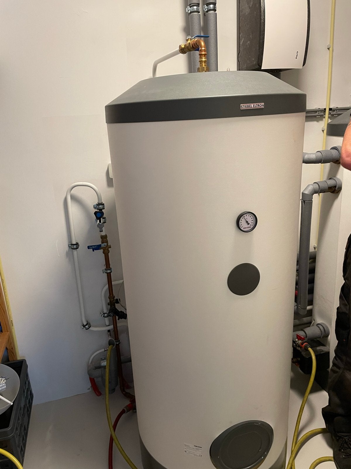 Stiebel Eltron 300 liter boiler - SBB 301 WP, Ophalen, 100 liter of meer, Boiler, Zo goed als nieuw