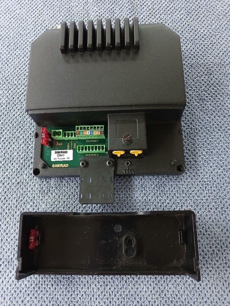 Simrad RS80b, RS82, RS81, marifoon, blackbox, Ophalen of Verzenden, Zo goed als nieuw, Communicatie