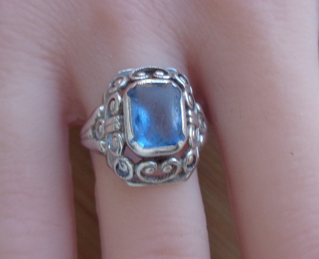 antiek zilveren ring met blauwe steen [430], Verzenden, Zilver, Ring