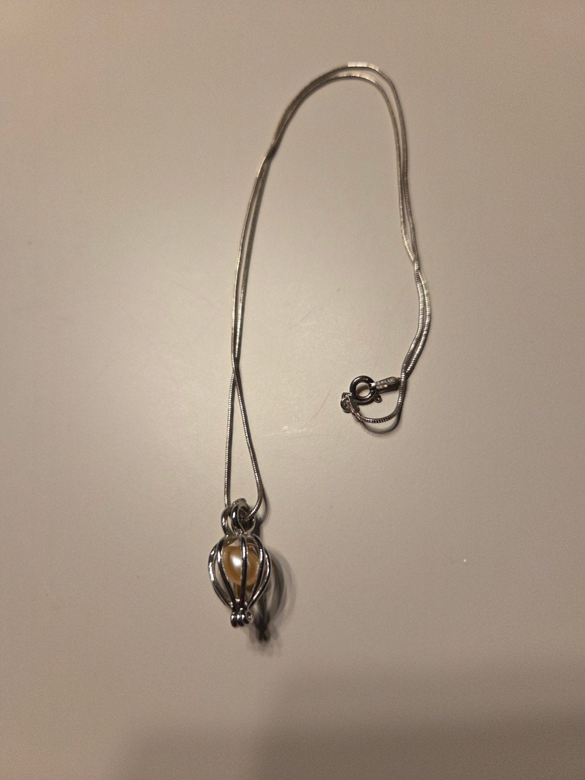 Ketting met hangertje, Ophalen of Verzenden, Roze, Overige materialen