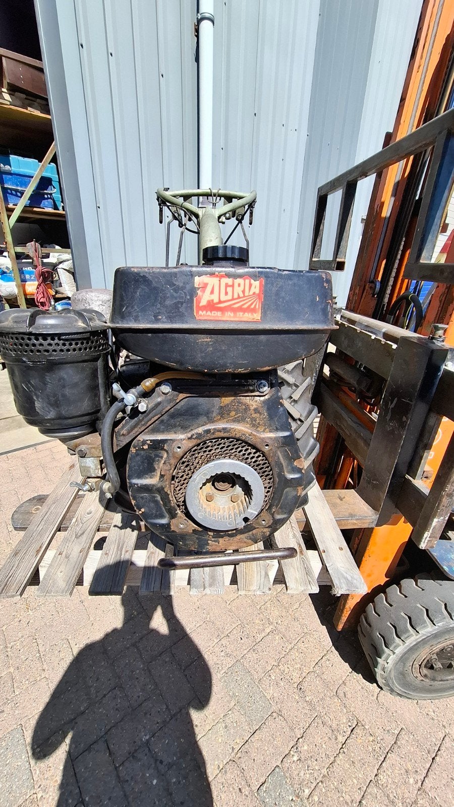 lombardini benzine motor, Ophalen of Verzenden, Gebruikt, Benzinemotor, 1800 rpm of meer