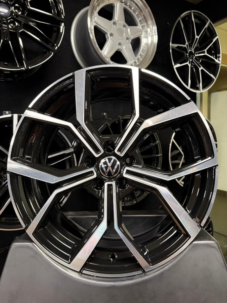 18 inch velgen voor Volkswagen Faro GTI look 5x100 Polo 2G, 18 inch, Velg(en), Nieuw, Ophalen of Verzenden