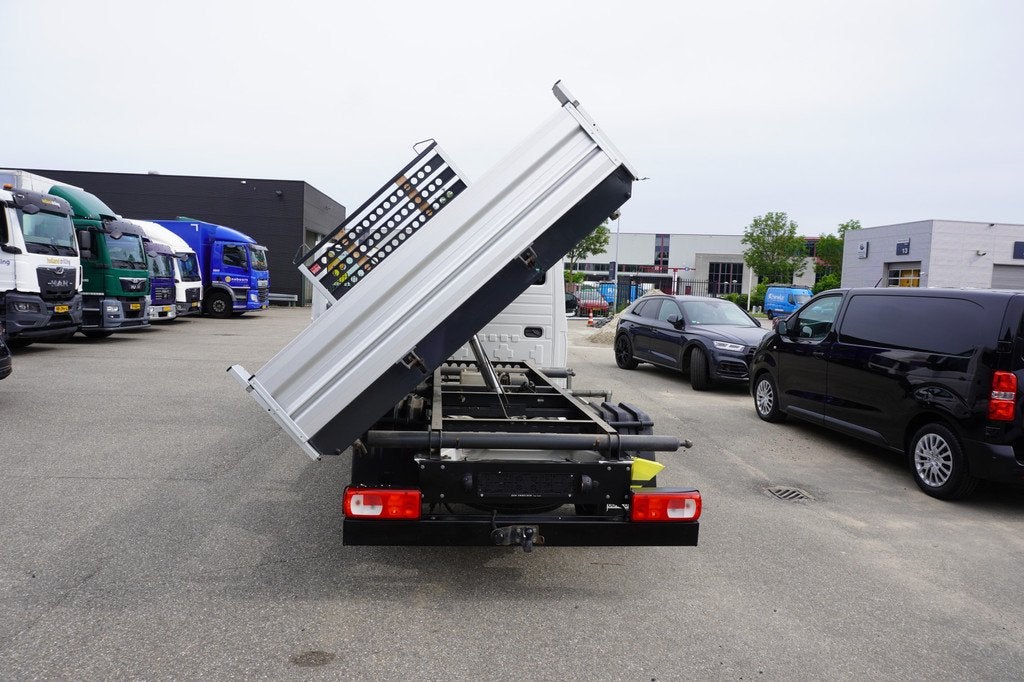 Volkswagen Crafter 180pk Dubbellucht 3-Zijdige kipper Trekha, Auto's, Bestelauto's, Voorwielaandrijving, Gebruikt, 4 cilinders