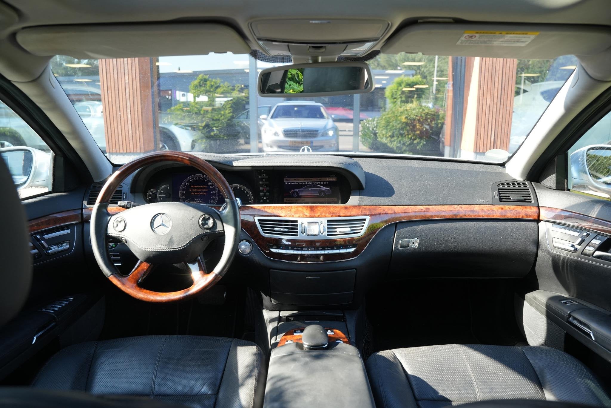 Mercedes-Benz S-klasse 500 V8 Panodak Memory Stoelventilatie, Auto's, Automaat, 5461 cc, Achterwielaandrijving, Gebruikt