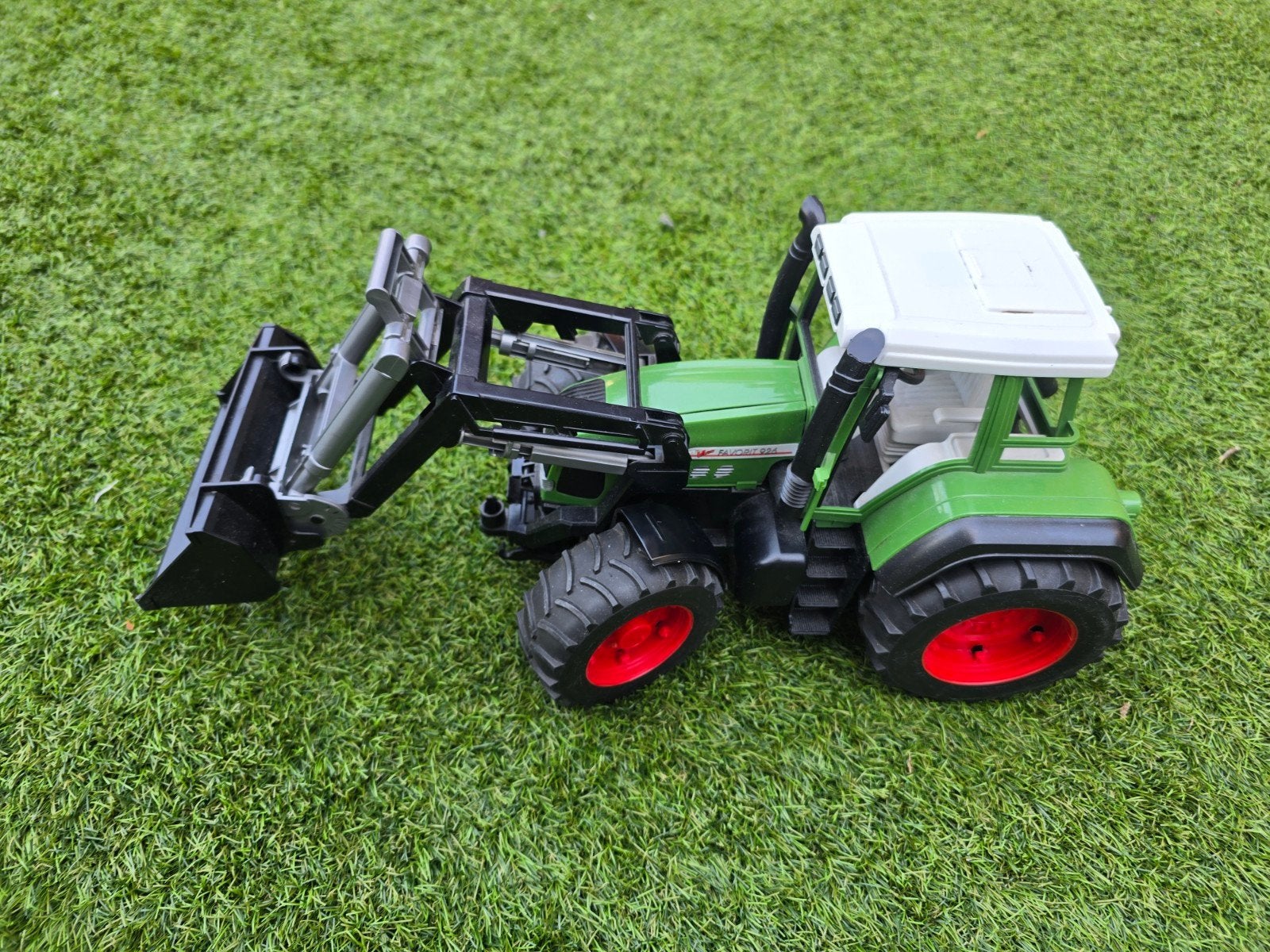 Bruder Fendt 936 Vario Tractor met voorlader, Ophalen, Gebruikt