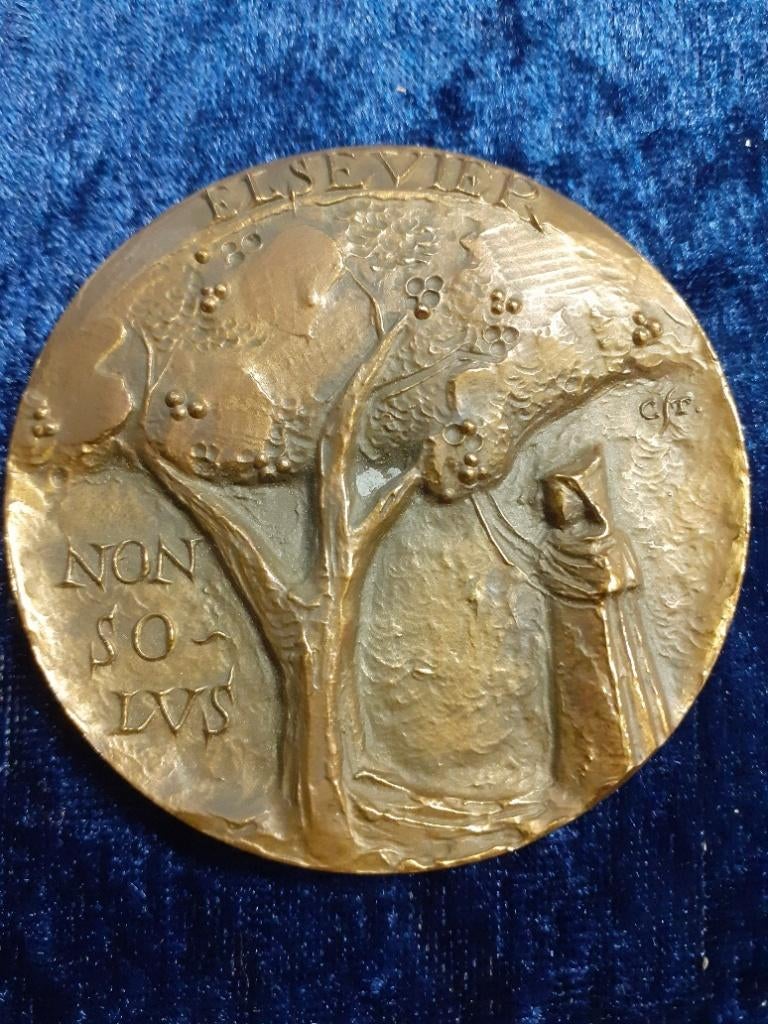 WINKLER PRINS 1970, Ophalen of Verzenden, Brons, Nederland