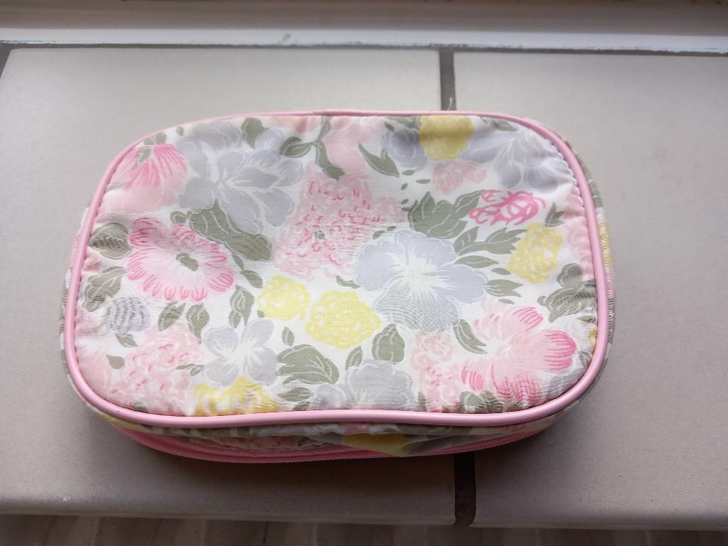 lief klein toilettasje, vintage etui make up sieraad bloemen, Ophalen of Verzenden, Nieuw, Heer of Dame