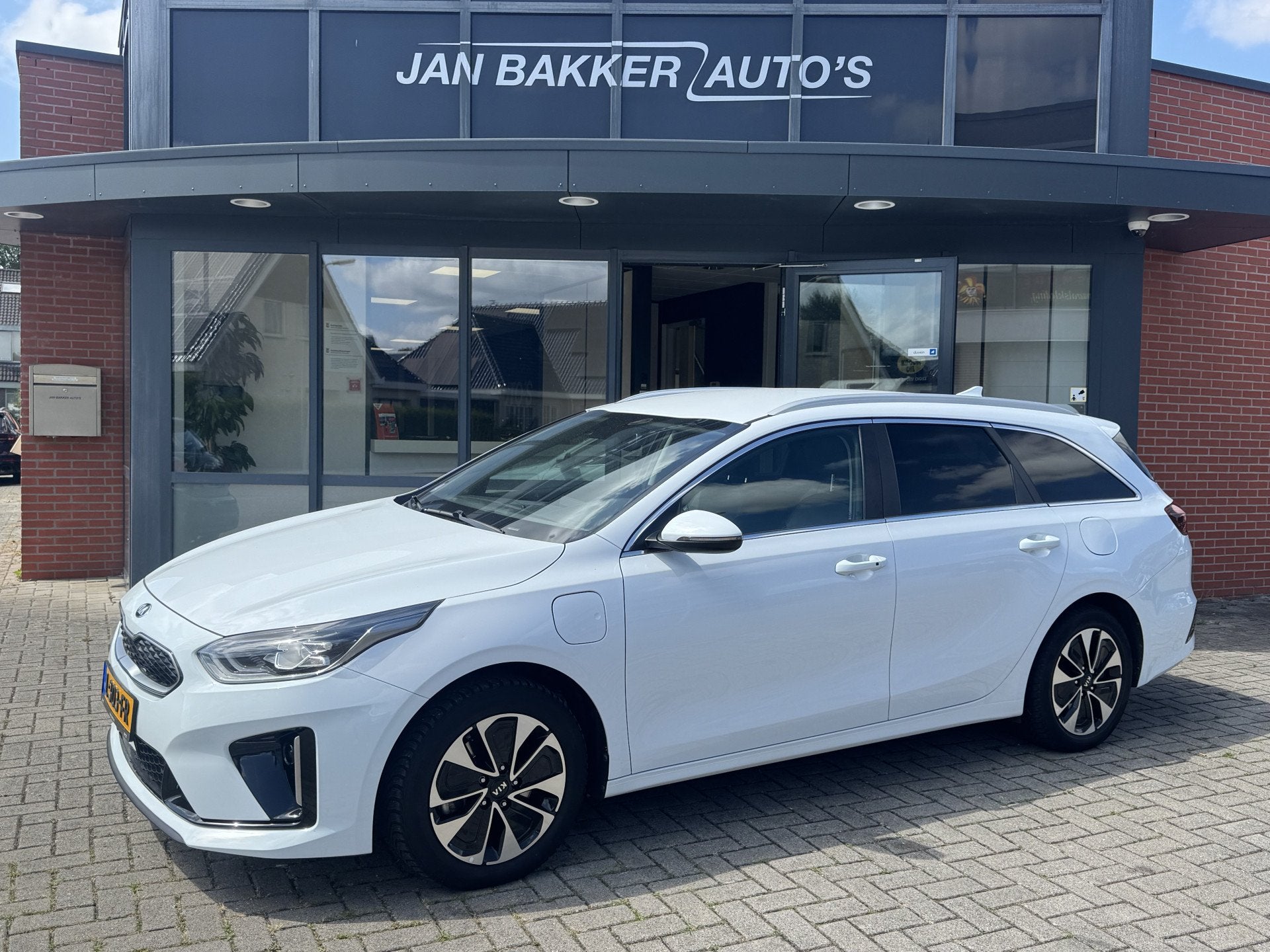 Kia Ceed Sportswagon 1.6 GDI PHEV DynamicPlusLine ✅ Stoel, 12 maanden, Gebruikt, Leder en Stof, Wit