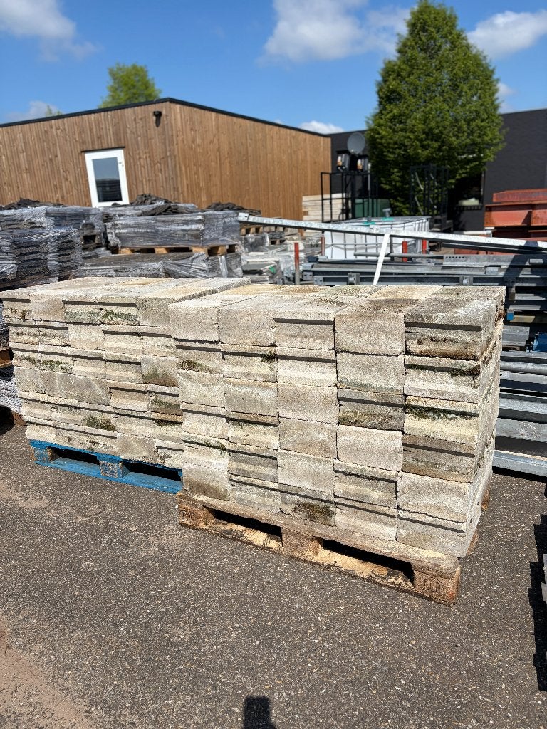 Stenen betonsteen beton blok ( 318 ), Ophalen, Gebruikt, Nb, Nb