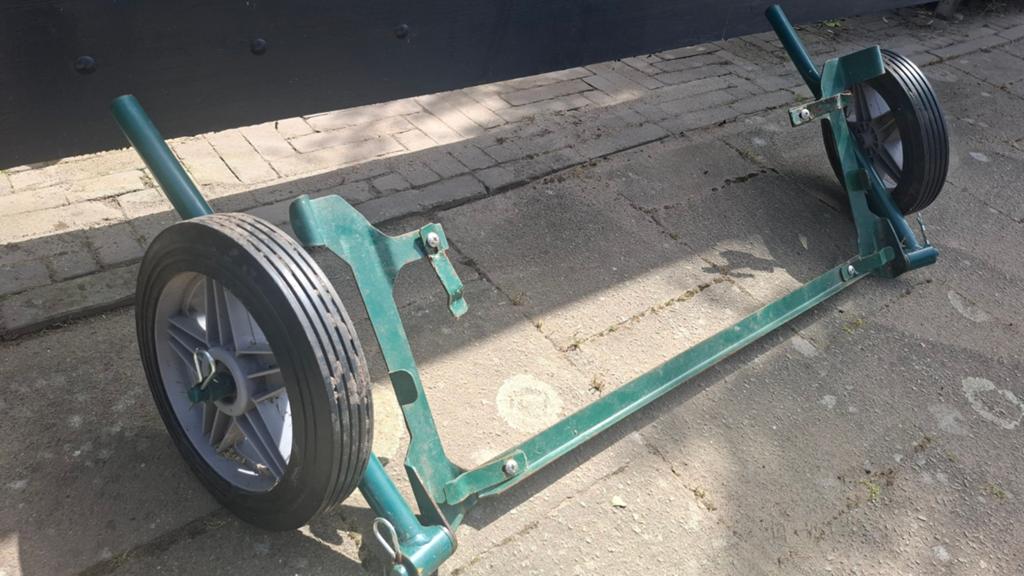 Onderstel met wielen Eglu Go caviahok, Auto diversen, Aanhangwagen-onderdelen, Ophalen, Gebruikt