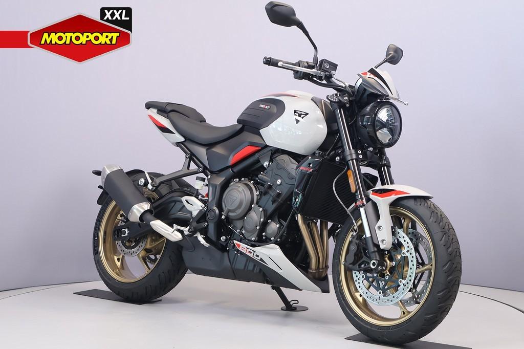 Triumph TRIDENT 800 (bj 2026), Triumph Motocycles, Bedrijf, Triumph.Benelux@triumph.co.uk, De Droogmakerij 40A
1851 LX   Heiloo, NL
