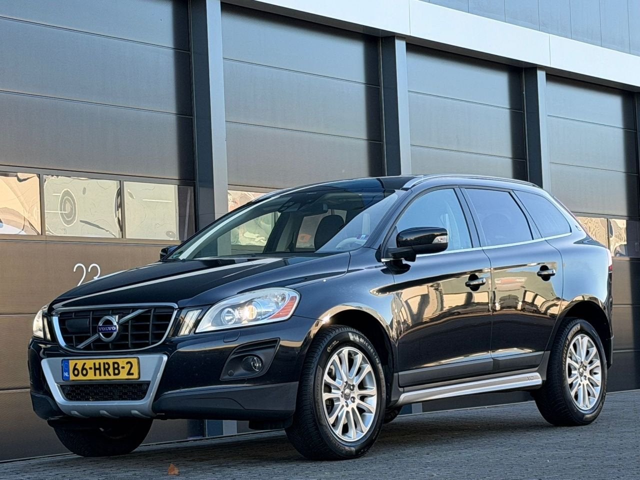 Volvo XC60 2.4 D5 AWD Summum Panorama Blis Camera (bj 2009), Automaat, 1716 kg, 197 €/maand, 2000 kg