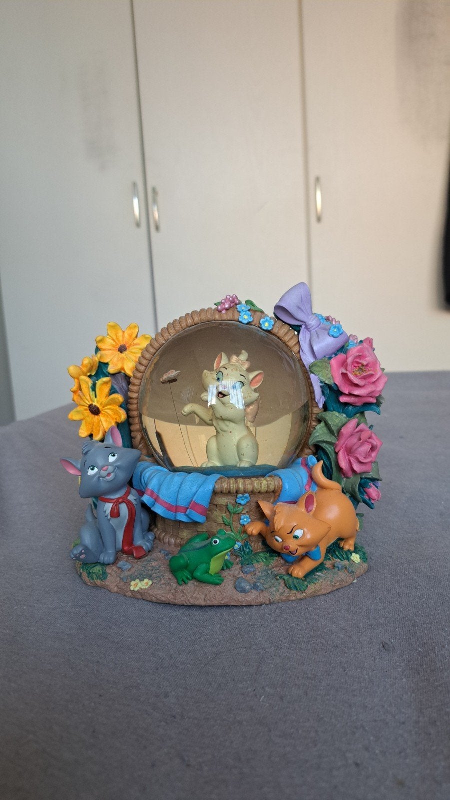 Disney Aristocats Marie sneeuwbol beeldje, Ophalen, Zo goed als nieuw, Beeldje of Figuurtje