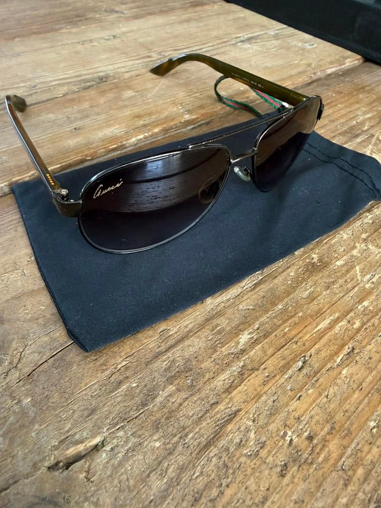 Originele Gucci zonnebril, model pilotenbril, Overige merken, Gebruikt, Zonnebril, Bruin