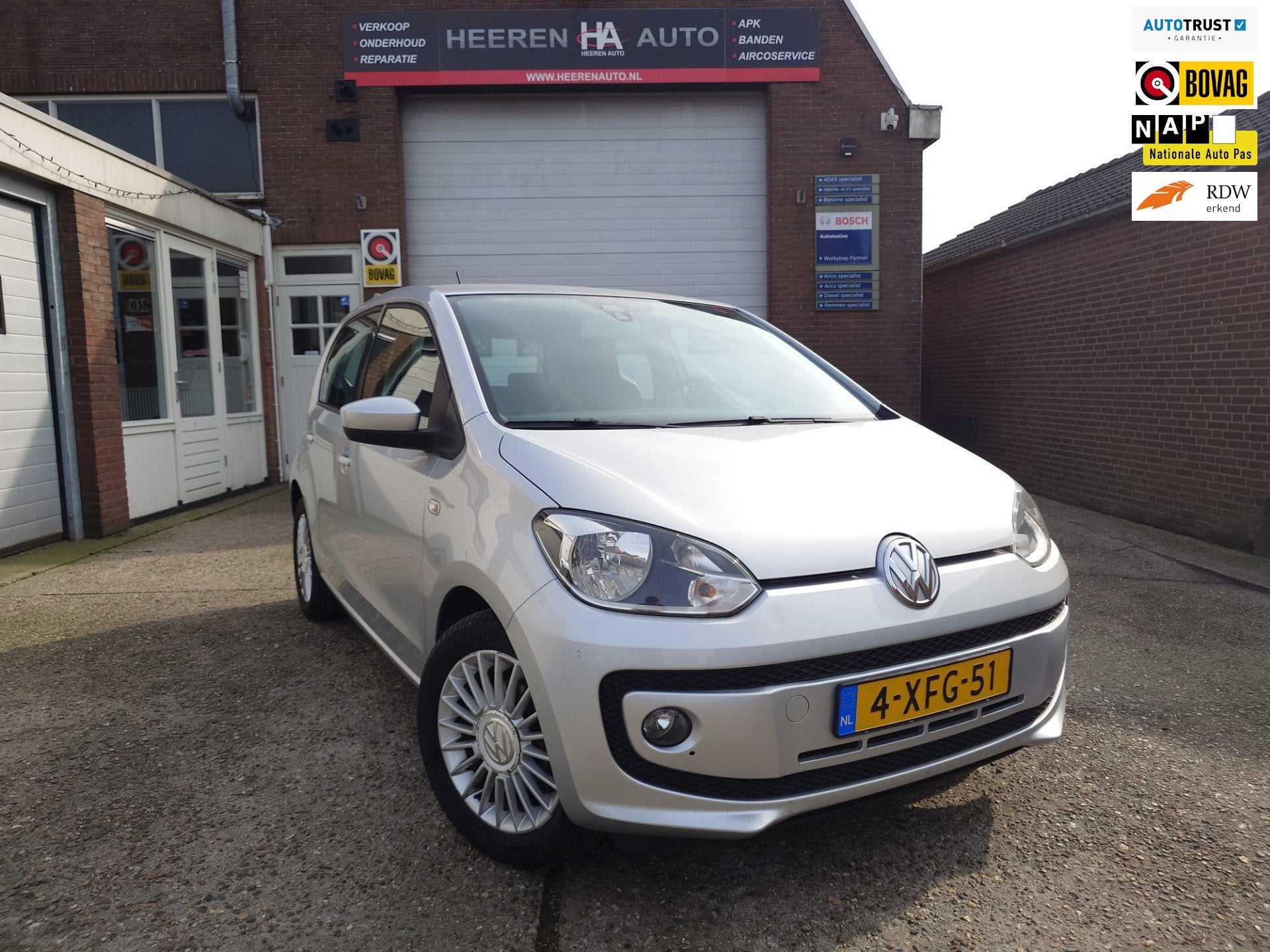 Volkswagen Up! 1.0 high up! BlueMotion Dealer onderhouden, 5, Euro 5, Stof, Gebruikt, 840 kg