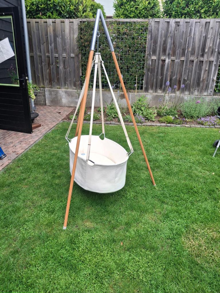 Leander hangwieg met matras en klamboe, Kinderen en Baby's, Babywiegjes en Ledikanten, Ophalen, Gebruikt, Wieg