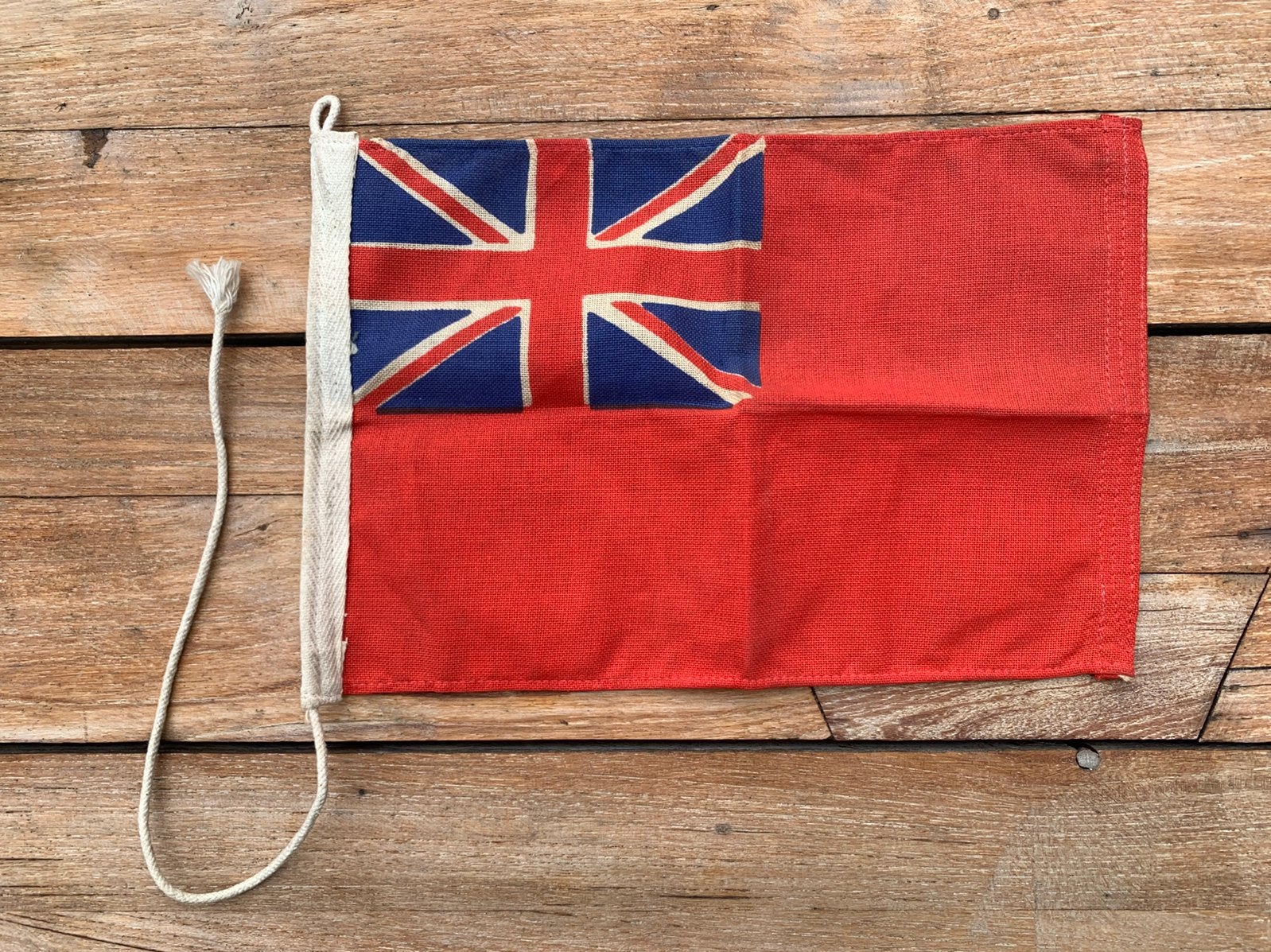 Vintage Britse vlag Red ensign 29 x 19,5 cm red duster UK, Ophalen of Verzenden, Engeland, Vlag of Vaandel