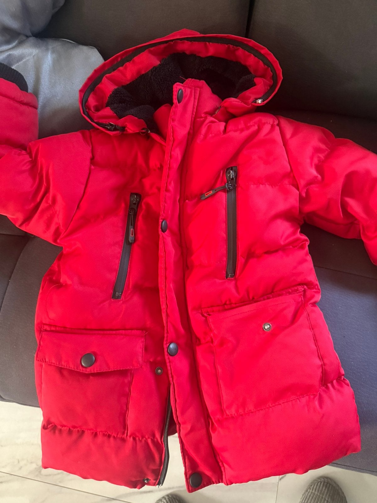 Winterjas rood maat 110/116, Kinderen en Baby's, Ophalen of Verzenden, Zo goed als nieuw, Meisje, Jas