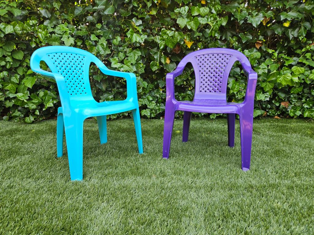 2 kinder tuinstoelen, Ophalen, Gebruikt, Kunststof