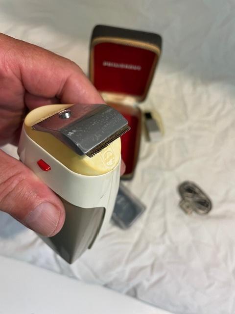 PHILIPS vintage scheerapparaat met (los) tondeuse opzetstuk, Ophalen of Verzenden, Scheren en Epileren
