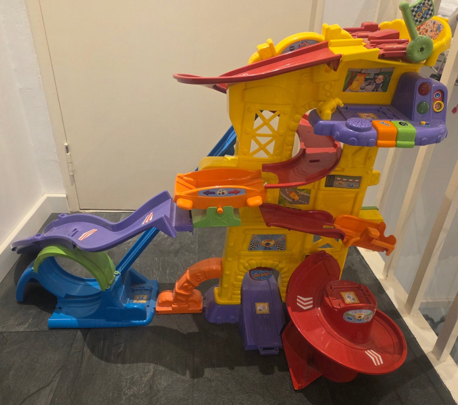 Tot toet autobaan en 4 auto's, Kinderen en Baby's, Speelgoed | Vtech, Ophalen, Gebruikt, 2 tot 4 jaar