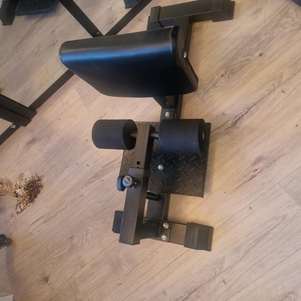 Squat machine, Ophalen