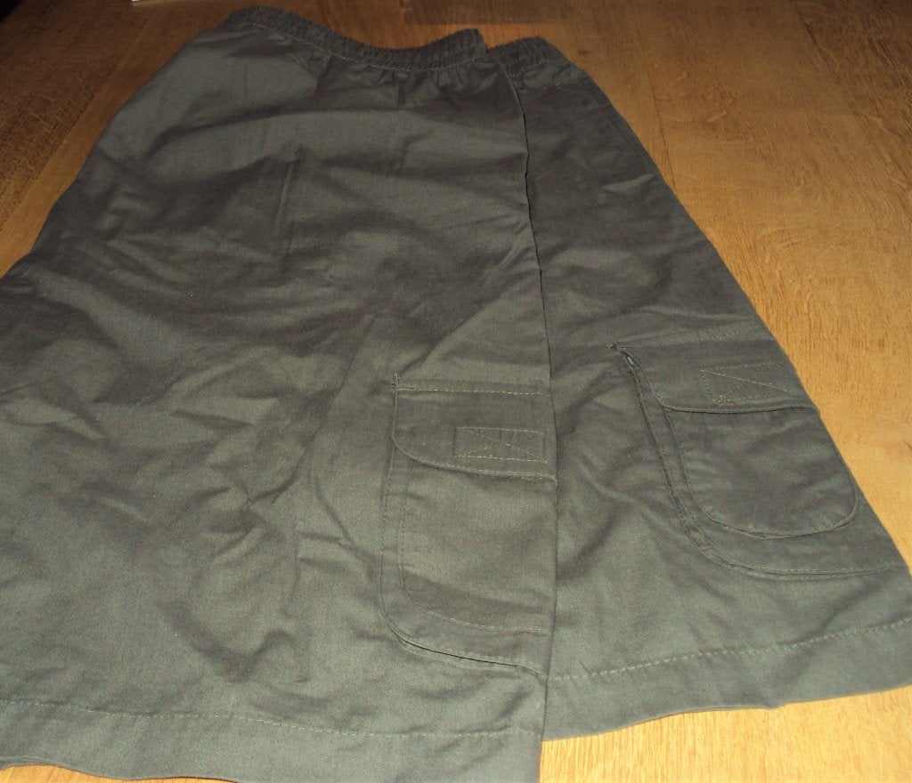 Halflange broek maat XXL van Earthquake, Maat 46/48 (XL) of groter, Ophalen of Verzenden, Zo goed als nieuw, Groen