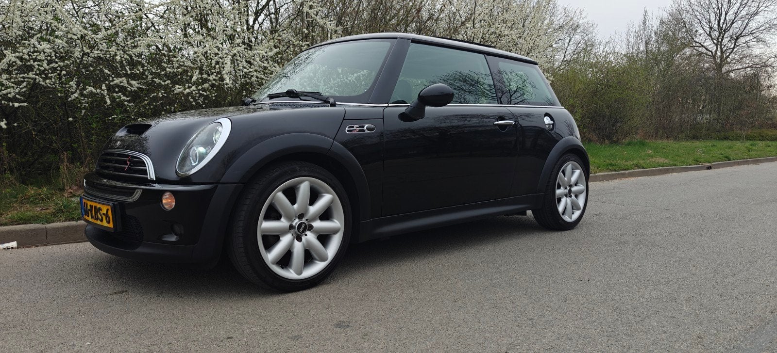 Mini 1.6 16V Cooper S 2003 Zwart, Voorwielaandrijving, 4 cilinders, 4 stoelen, Handgeschakeld