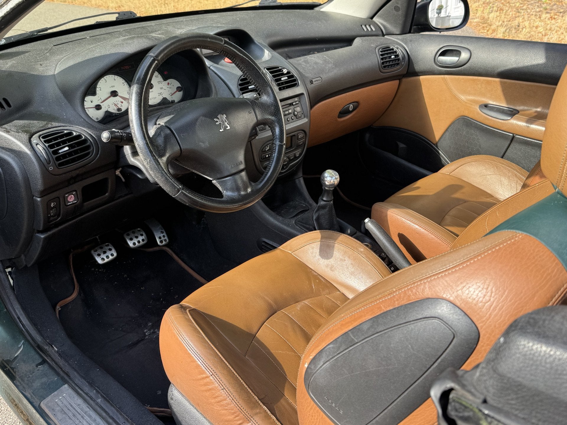 Peugeot 206 CC 1.6-16V CABRIO, (2X), ROLAND GARROS, VOLLEDER, Auto's, Voorwielaandrijving, Gebruikt, 4 cilinders, 4 stoelen
