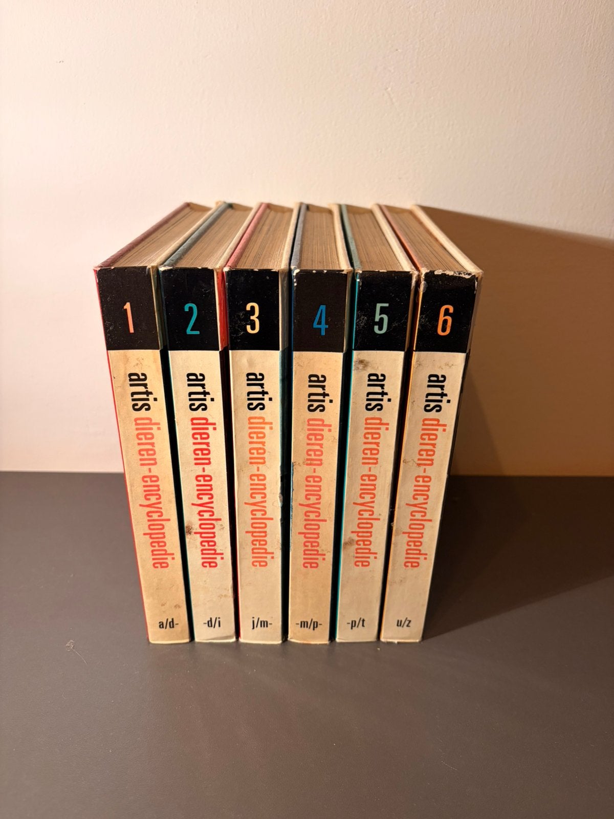 Complete 6-delige Artis Dieren-Encyclopedie (Vintage /Retro), Boeken, Complete serie, Ophalen of Verzenden, Zo goed als nieuw