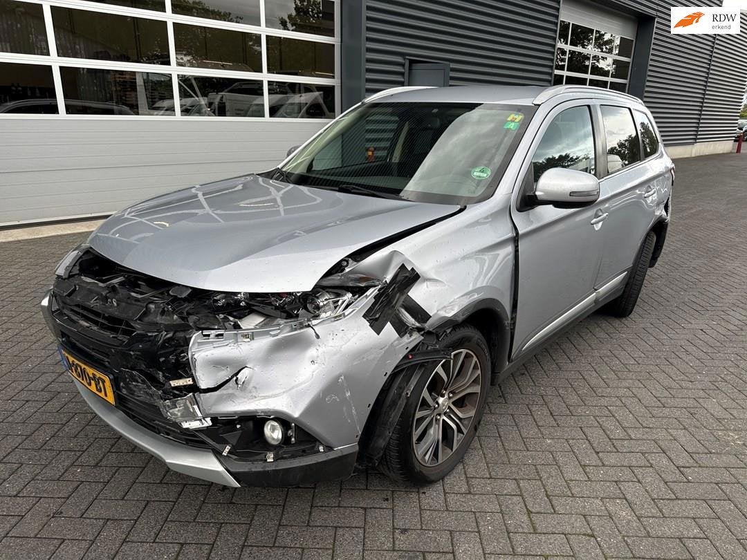 Mitsubishi Outlander 2.0 Connect Pro, Auto's, 1998 cc, Stof, 4 cilinders, 150 pk
