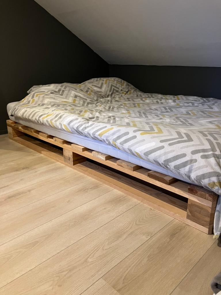 Keurig 2 persoonsbed 140 x 200 cm incl goed matras, Tweepersoons, Zo goed als nieuw, Hout, 140 cm