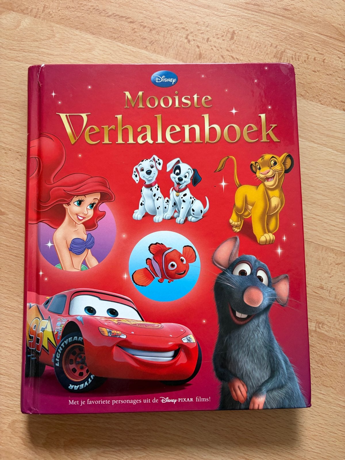 Disney Mooiste Verhalenboek - Licht beschadigd hoekje, Ophalen of Verzenden, Gelezen