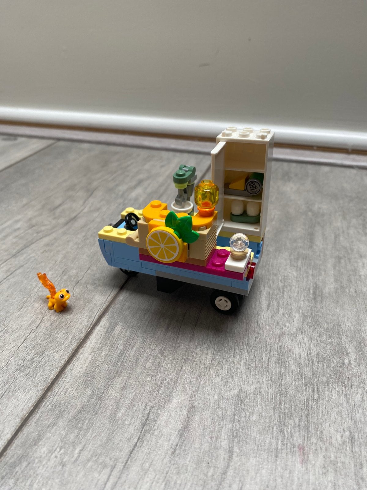 Lego limonade kraam niet compleet., Gebruikt, Lego, Friends, Ophalen of Verzenden