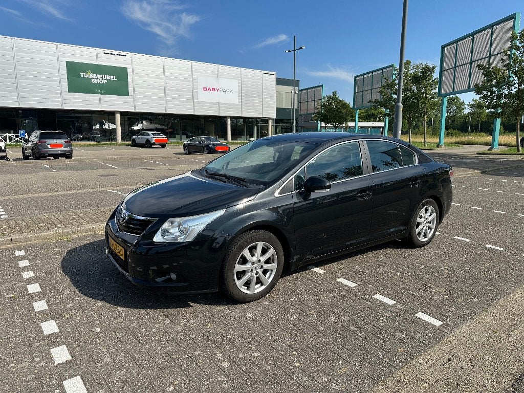 Toyota Avensis 2.0 16V Vvt-i Sedan CVT 2010 Zwart, Auto's, Toyota, Particulier, Avensis, ABS, Achteruitrijcamera, Airbags, Bluetooth